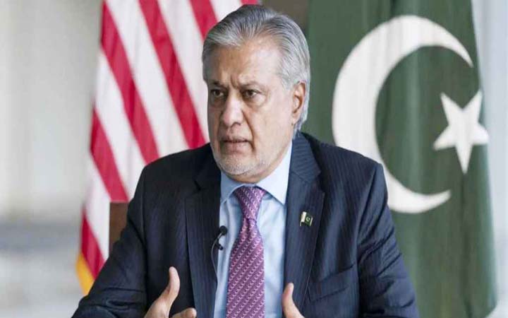 ঢাকায় পৌঁছেছেন পাকিস্তানের পররাষ্ট্রমন্ত্রী